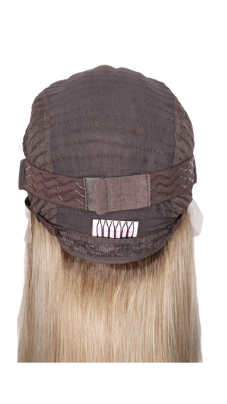 *Aveline (Barefoot Blonde)