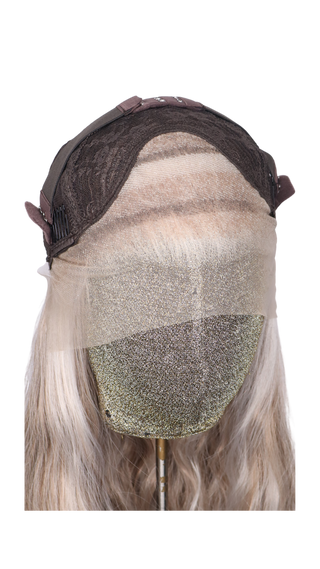 Kirsten (Beige Ambition)
