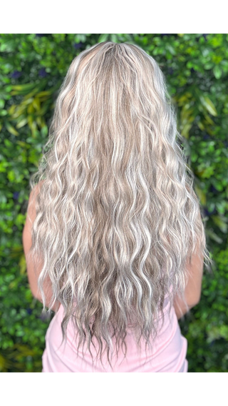 Kirsten (Beige Ambition)
