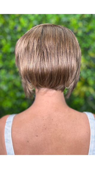 Sinclaire (Medium Brunette)